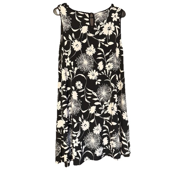 Vince Camuto Dresses & Skirts - Vince Camuto Dress Sleeveless Vacation Sheer Upper Chest Trim Size Large Fairy